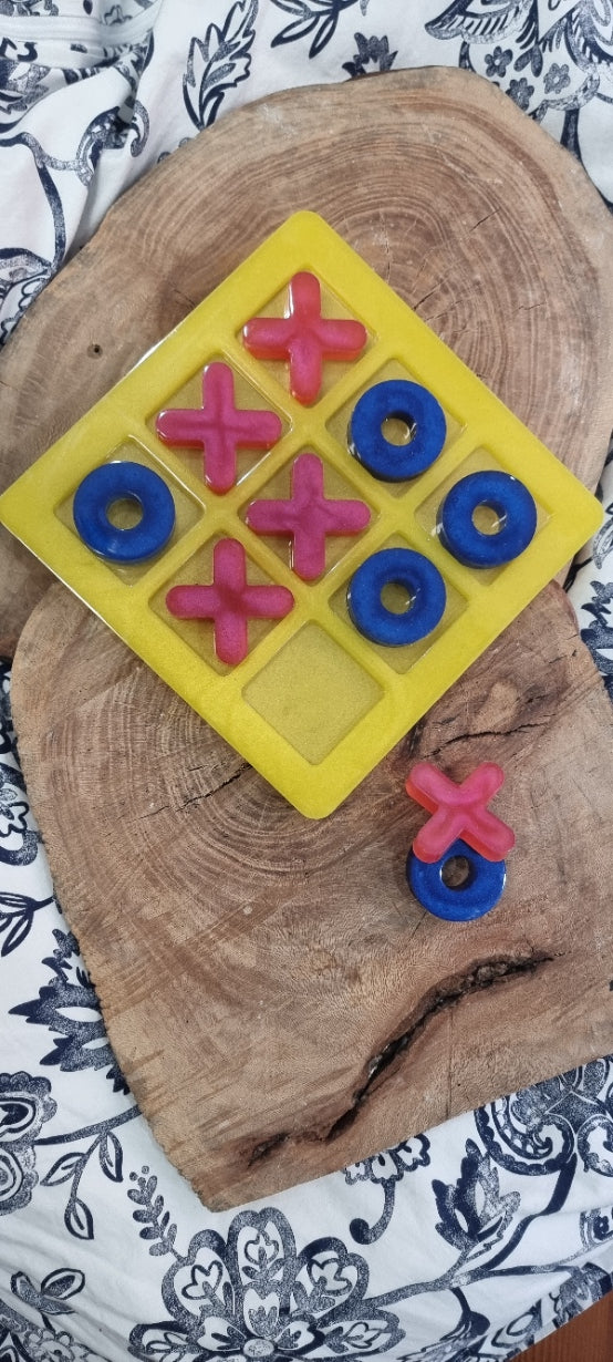 Tres en Raya en Resina