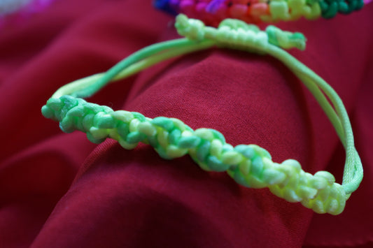 Pulseras Artesanales de Tela Spirale Lila