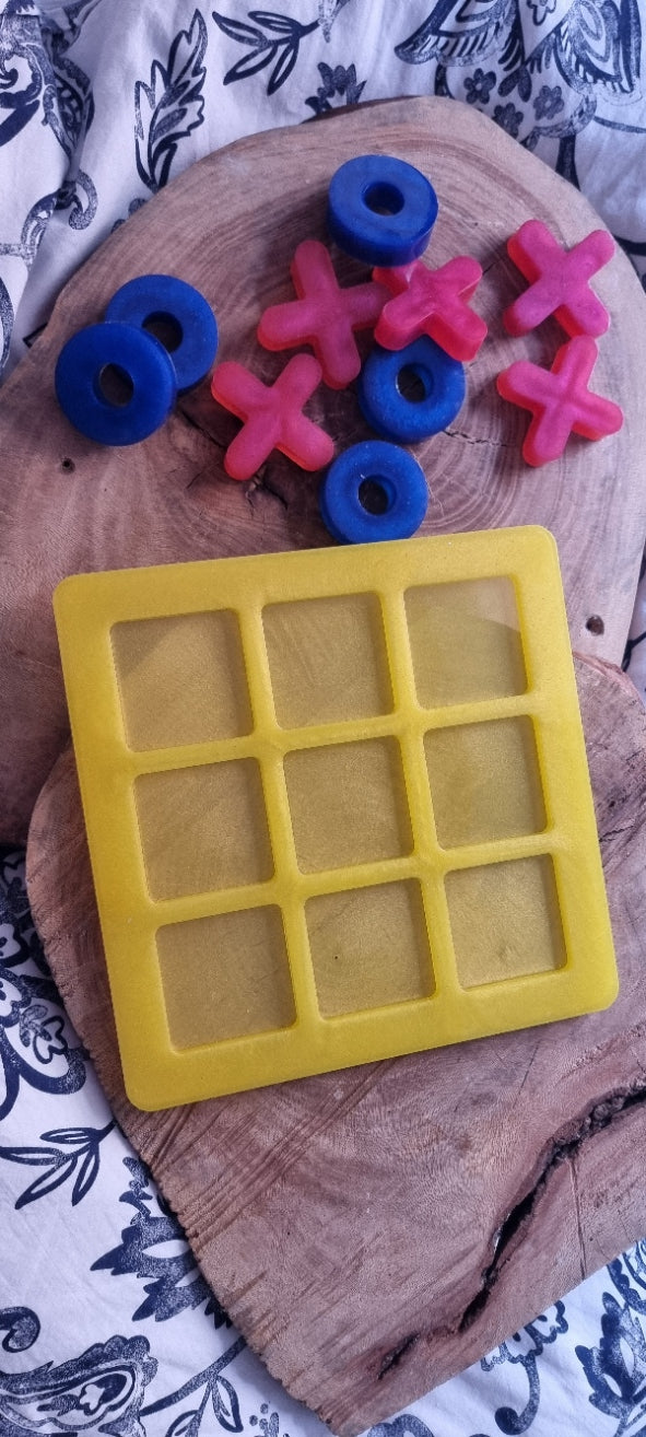 Tres en Raya en Resina