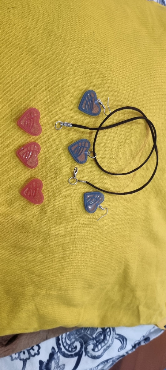 Set “Corazón Artesanal” en Resina Pintada a Mano