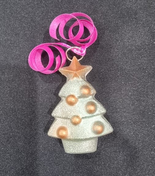 Colección “Navidad Artesanal en Resina”